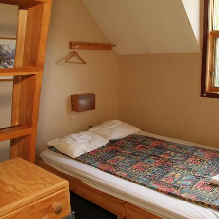 Hi Lake Louise Alpine Centre - Hostel Exterior foto